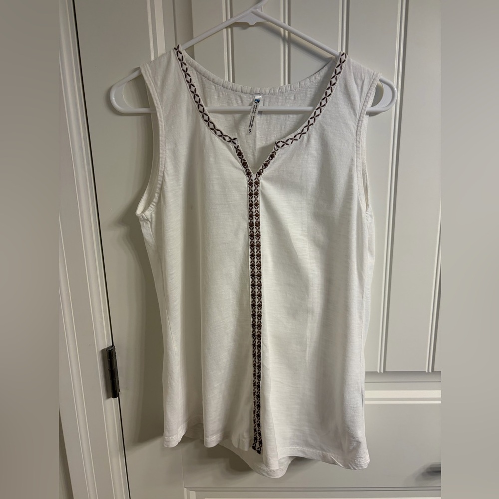 Kuhl White Tank Top with Brown Embroidery